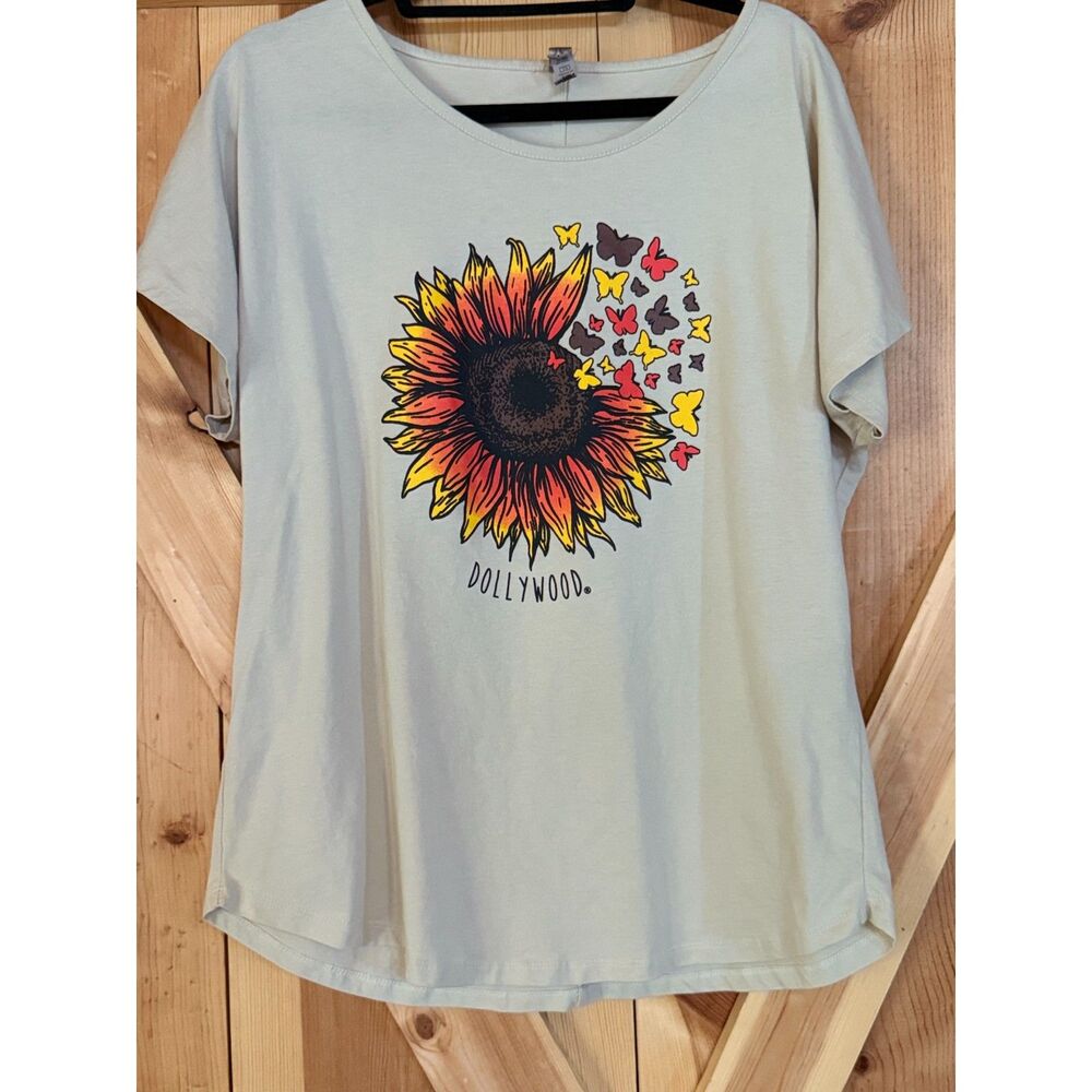 Dollywood T-Shirt Beige Sunflower Butterflies Dolly Parton Cottagecore Graphic T